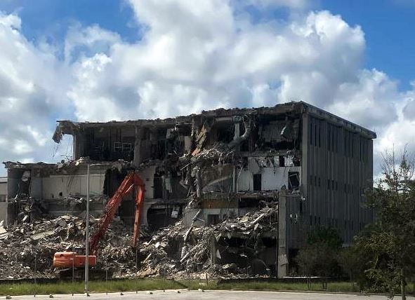 NASA Old Headquarters building on KSC destroyed.